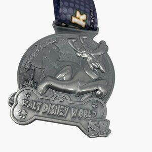 Walt Disney World Pluto 5K Medal 3.5" Pewter Finish With Lanyard